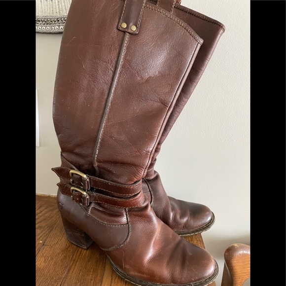 Born brown leather boots - Picture 1 of 4